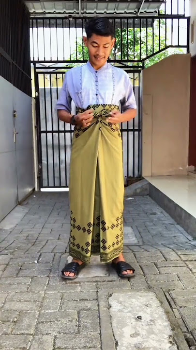 Cara Pakai Sarung Belah Tengah | Rapih Anti Melorot #santri #santriindonesia