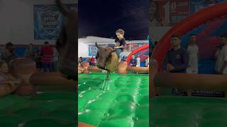 Caio Foi No Touro Mecânico