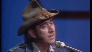 Video voorbeeld van "Don Williams - I've Got A Winner In You"