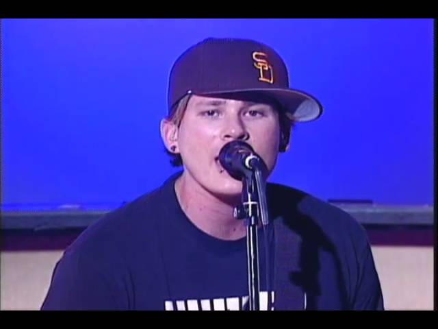 blink-182 - First Date @ MTV Los Angeles 2001 class=