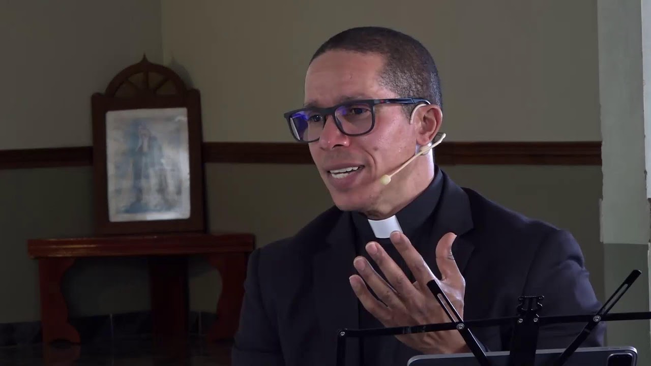 Conozca las características de una mujer virtuosa - Padre Denis Féliz de la Cruz