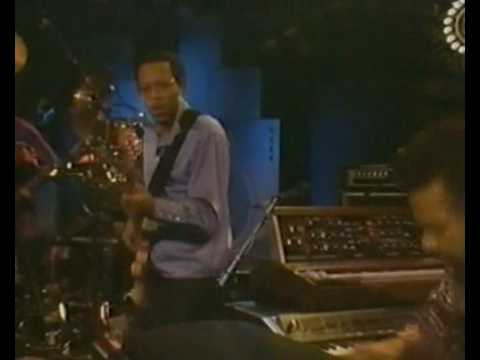 The Crusaders - Standing Tall (Live in LA, 1984)