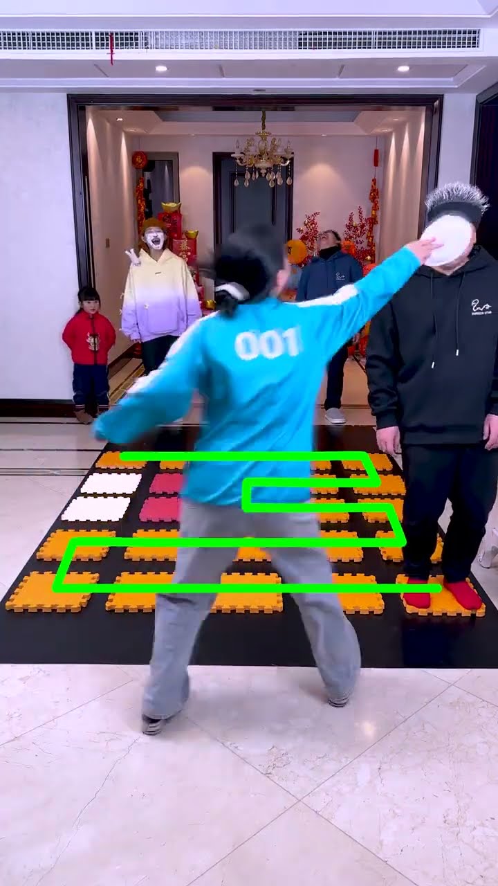 Super Difficult! Challenge To Draw In One Stroke#Funnyfamily #Partygames#Shorts#Challenge
