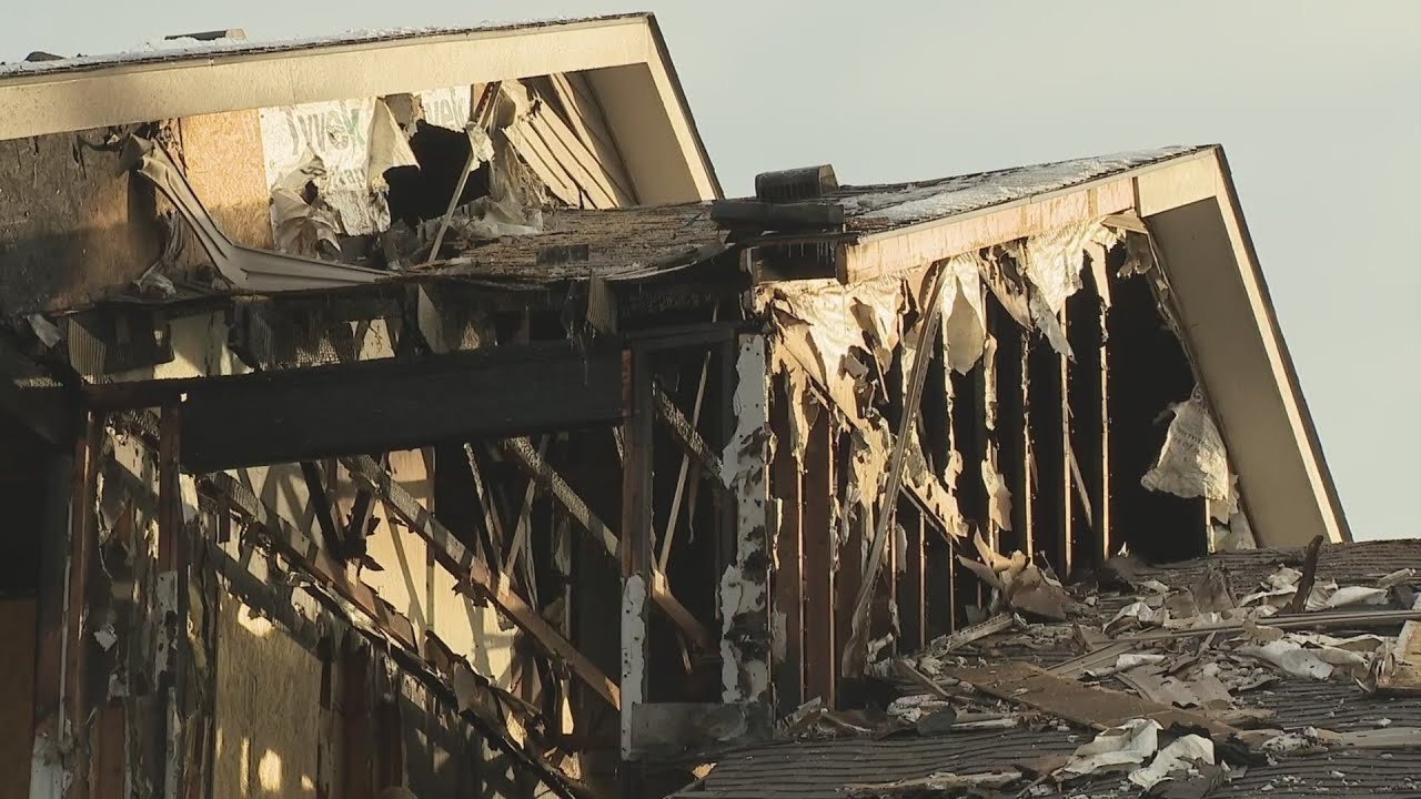 Kansas City apartment fire leaves 16 adults, 7 children displaced