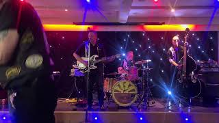 Download Lagu THE SUN RAYZ ♪ JENI, JENI, JENI (NOT JEANNIE) • Carshalton Ex Servicemen’s ♪ 11/01/2026 MP3