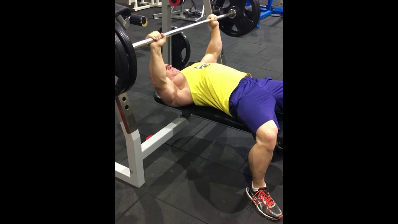 How To Bench Press Taking Dominant Front Delts Out Of The Lift Youtube