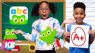 KAMDENBOY Learns to Read and Write with Teacher KYRABOO and Duolingo ABC