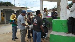 la estrella banda misterio volaron las amarillas