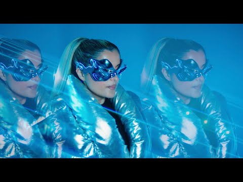 Смотреть клип Bebe Rexha & David Guetta - One In A Million