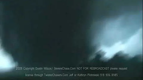 StormChaser Dustin Wilcox Tornado June 18, 2009 Au...