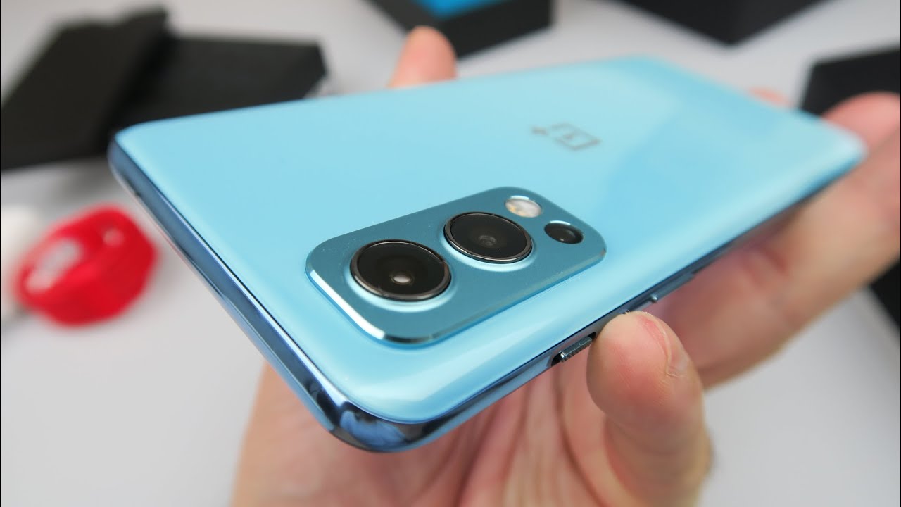 OnePlus Nord 2 5G Unboxing (The best camera on a midrange in 2021?)