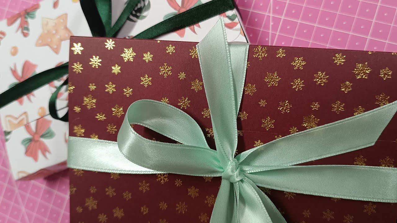 Scatolina realizzata con un foglio A4 per contenere i cucchiaini in resina uv ❤️😍