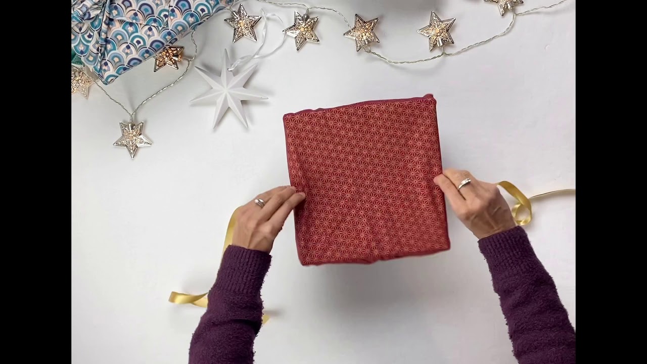 Fabric Gift Wrap - Reusable Furoshiki fabric wrapping - Fabric gift wrapping a box