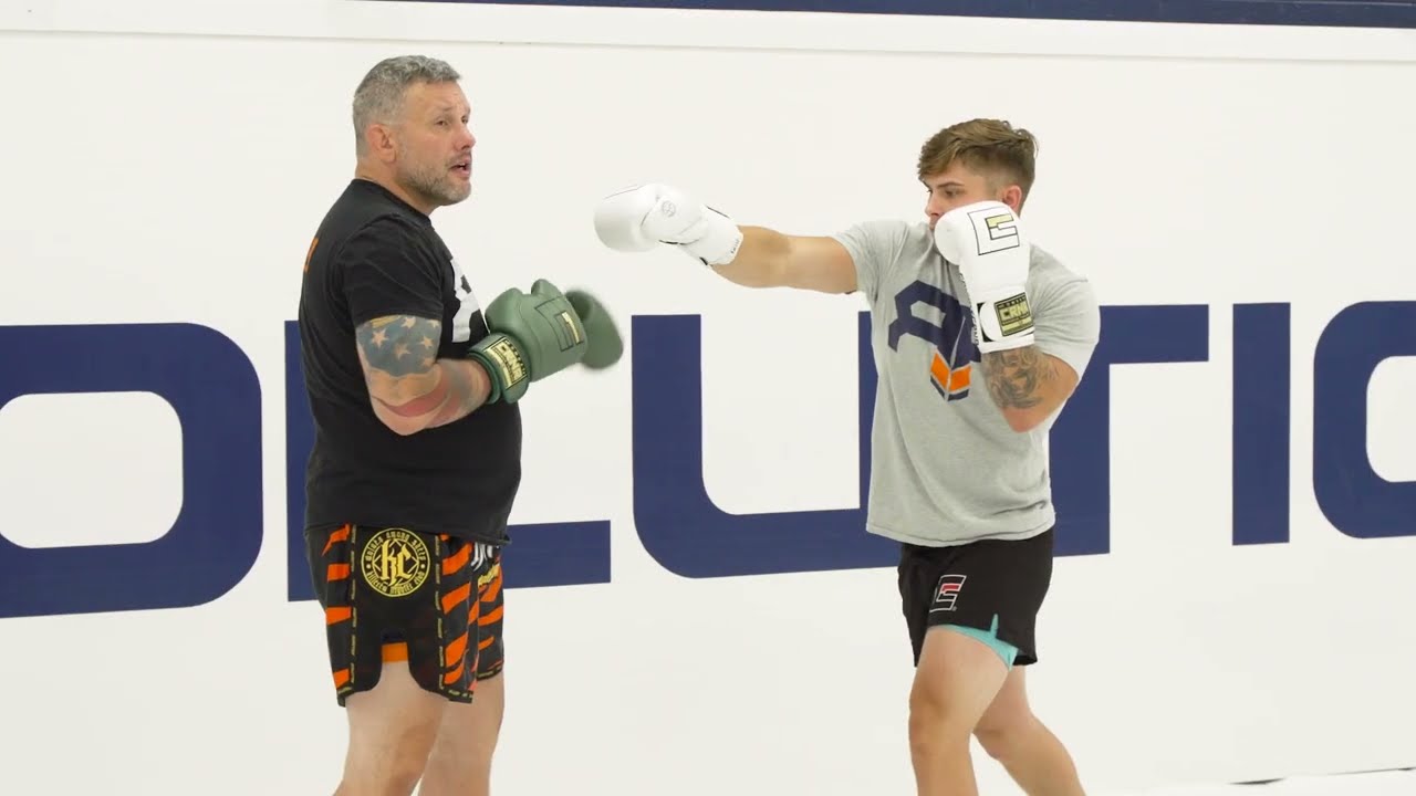 Counter to the Cross Inside Leg Kick