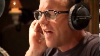 Call Of Duty: World at War - Voiceovers: Gary Oldman and Keifer Sutherland