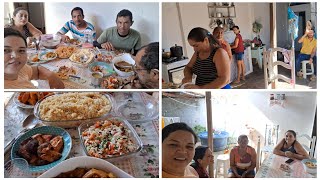 ALMOÇO EM FAMÍLIA NA CASA DA MINHA MÃE É SO ALEGRIA 😂. 