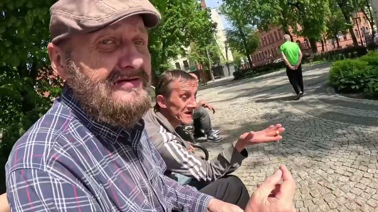 Papa Smerfik - Nad jeziorem