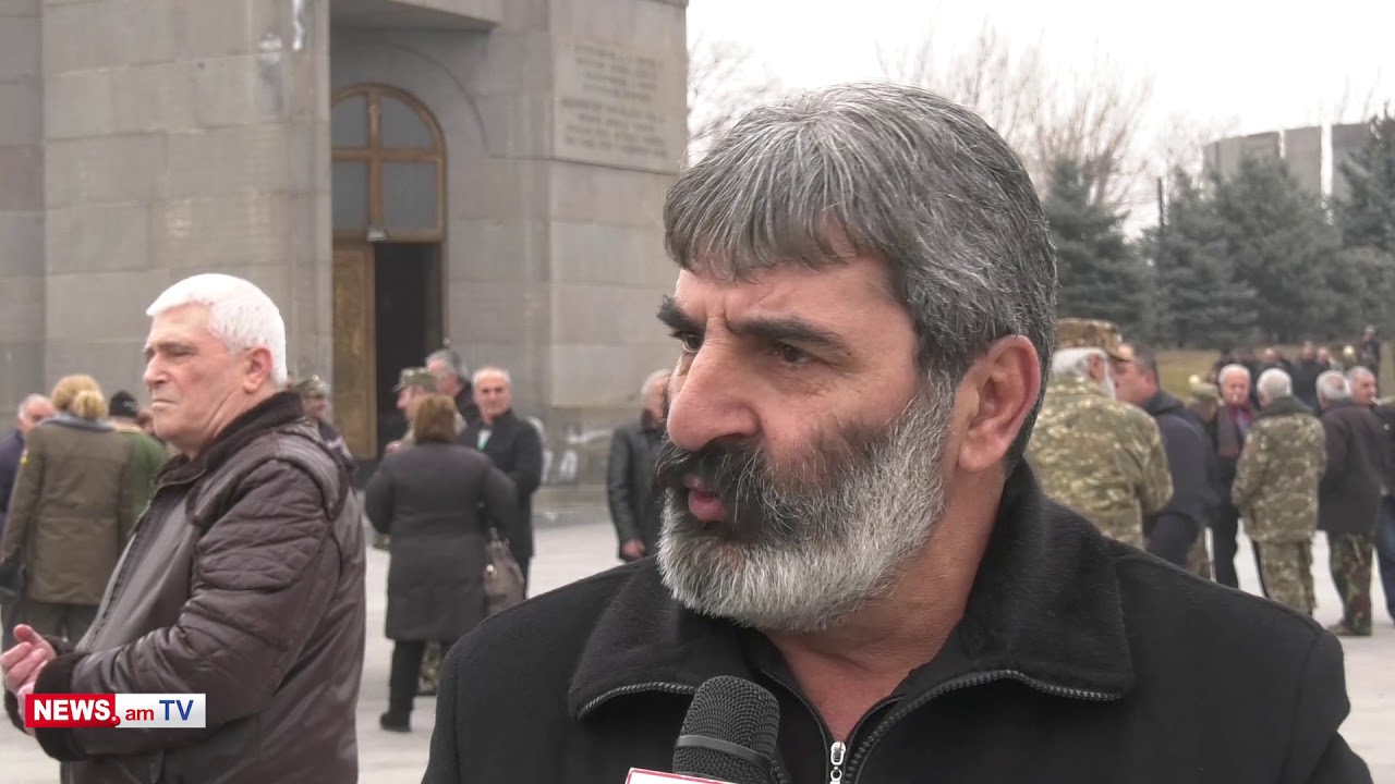 Ձեռքներդ խփեք սեղանին՝ ասեք հող չունենք տալու. #Ռուստամ Գասպարյանը՝ #Նիկոլ Փաշինյանին