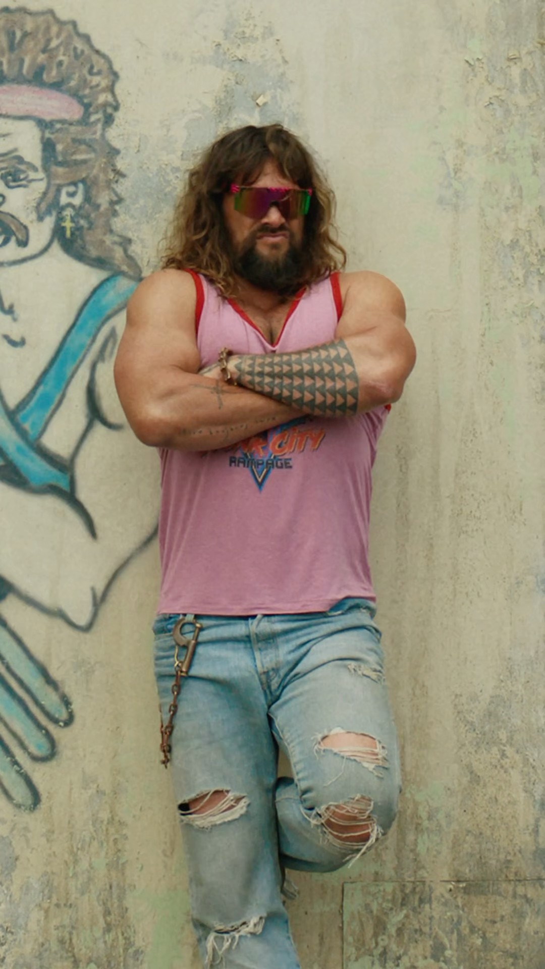 Stuck in the 80s. Huge fan of pink. Looks good. Could use a hug. ?