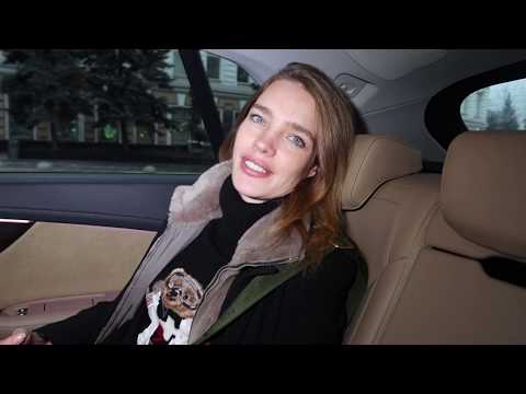 Video: Vodianova Surprised Fans With Her Feet