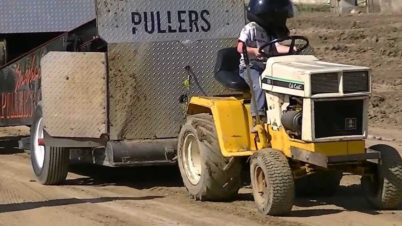 Brentin Bayer pulling with the Strasburg Pullers Club YouTube