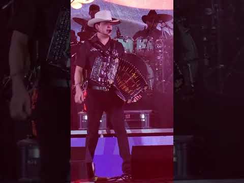 EL DUEÑO DEL PALENQUE-PANTER BELICO EN VIVO