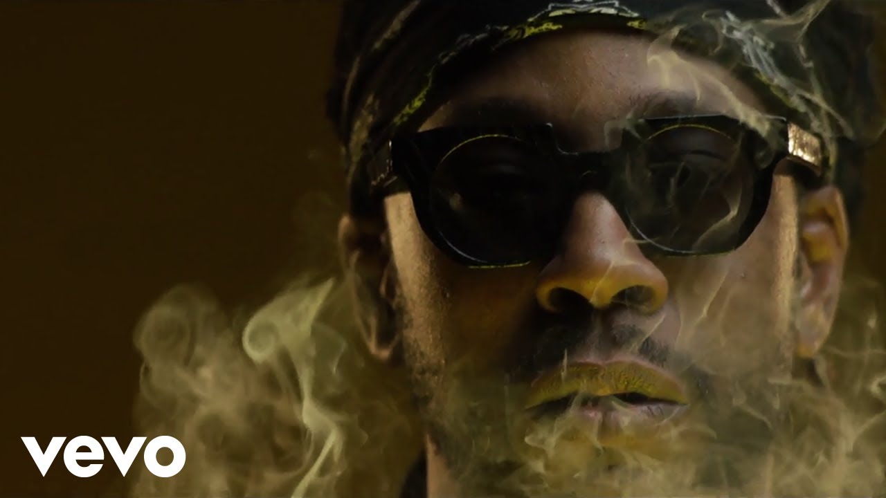 2 Chainz   Gotta Lotta ft Lil Wayne Official Music Video