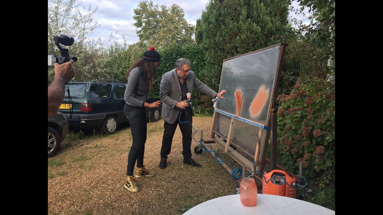 Le collectif Artway travaille le vitrail à Chartres, dans 