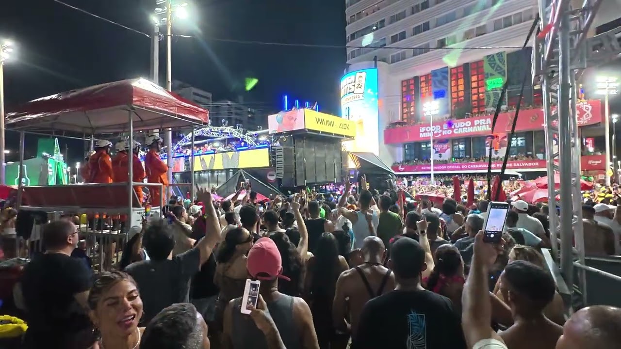 ALOK CARNAVAL SALVADOR BAHIA BRAZIL 2026 FAROL DE BARRA