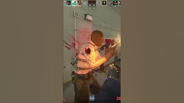 Hopped Behind 2 Enemies, Didn’t Even Realize 🤯 | #csgo #cs2 #counterstrike #funny #gaming #shorts