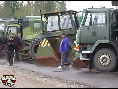 Army Surplus Auction Various Vehicles Trucks Cars Tractors For Diy Guys Youtube
