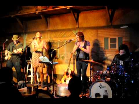 Po' Girl plays "Old Mountain Line" The Coffee Gallery Backstage 11/27/09