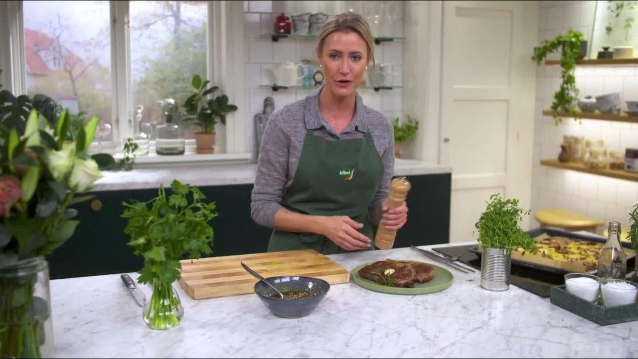 Kökets middag: Ryggbiff med röd chimichurri och rostad potatis - Köket