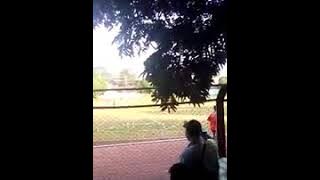 suporter psisa salatiga bernyanyi