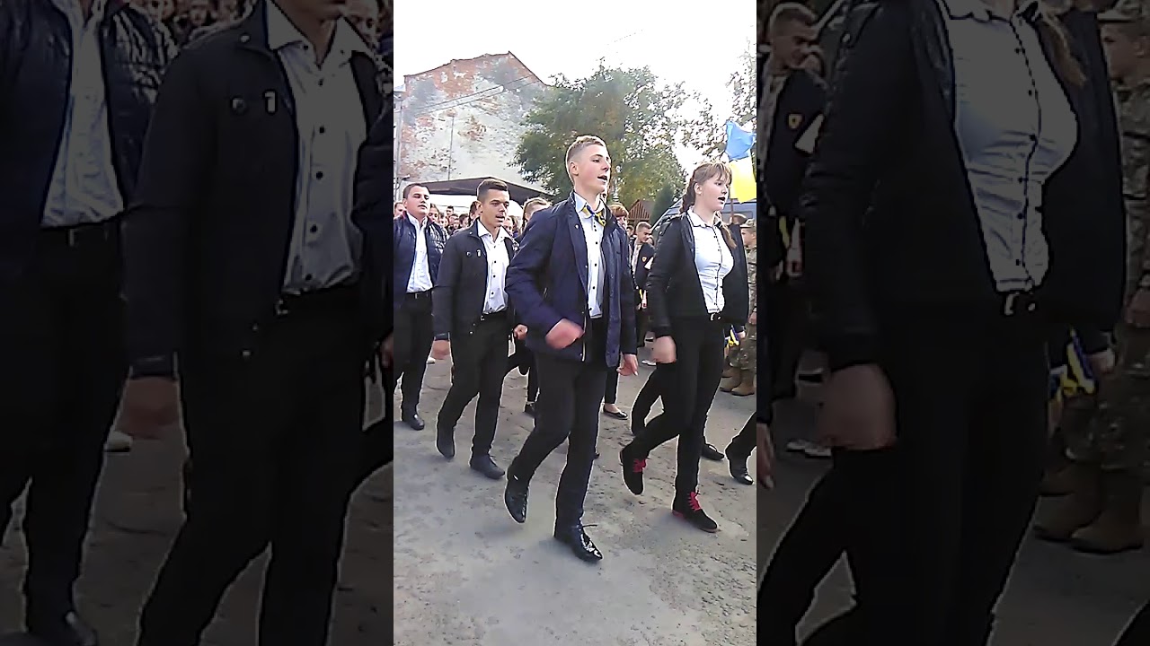 Маршируванння місто Судова Вишня