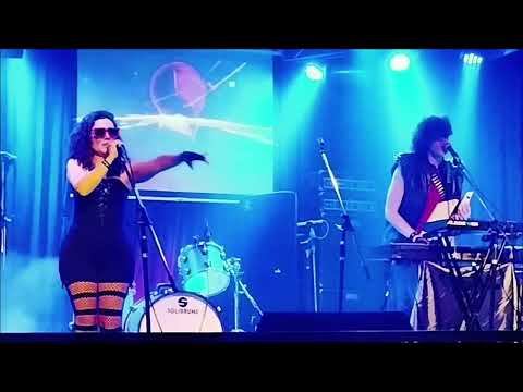 YOT x Gabriela Zapata - Escape (Live in Gier Music Club)