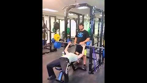 Powerlifting Club Re-cap: Fix your Bench press bar path with this simple drill!