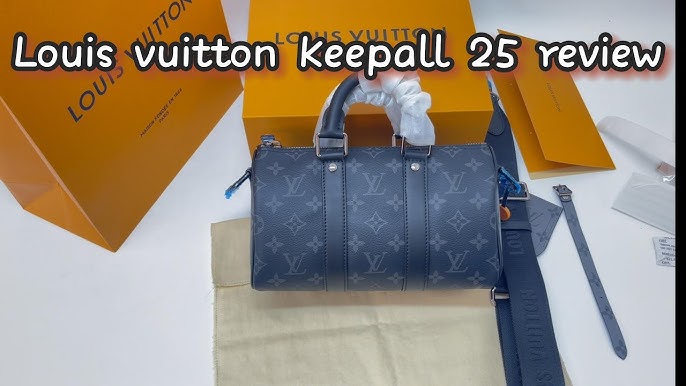 The best size of LV Keepall to me. 🤣 #LVkeepallXS English version of  comparison review of these 2 Keepall XS and Speedy Nano is up on my…