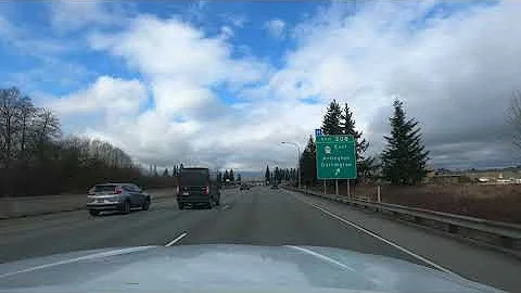 Driving from Everett to Mt Vernon, Washington