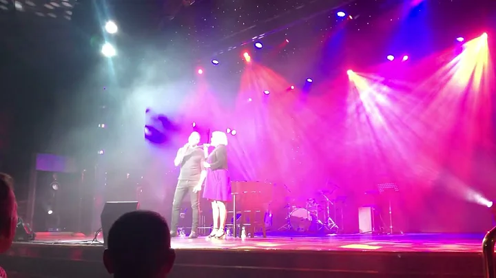 Ty Herndon and Anne Steele sing Heart Half Empty o...