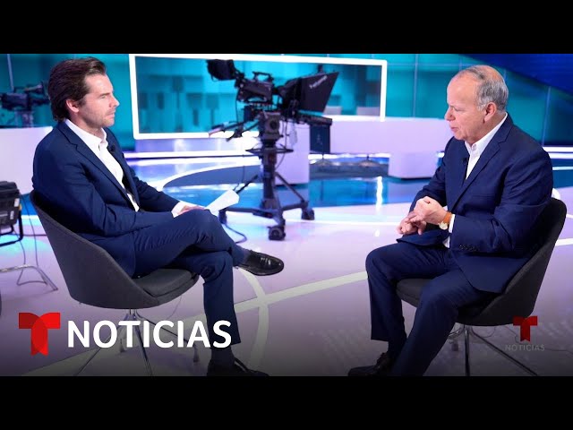 Ciro Gómez Leyva habla sobre el “momento difícil” que se vive en México | Noticias Telemundo class=