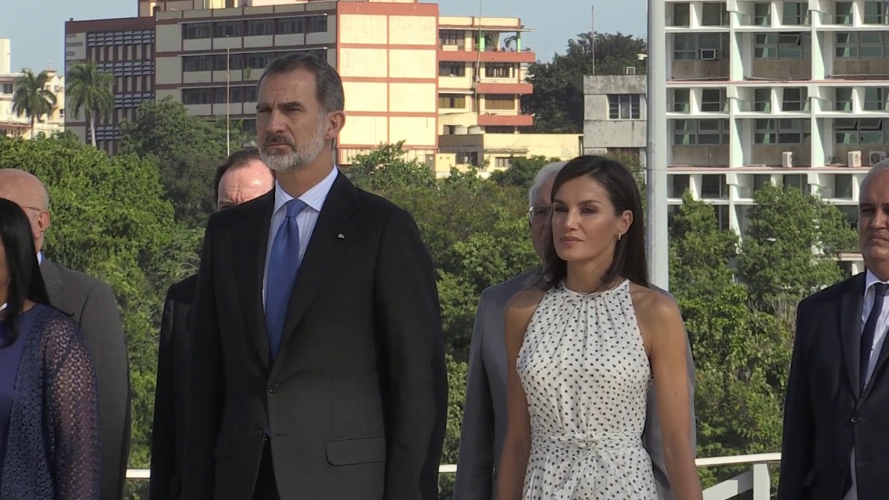 El vestido caribeño de la reina Letizia en La Habana: su viaje de