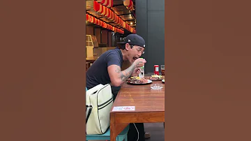 ジャークチキンを食べに 