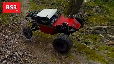 Formula Off Road style RC Slow Motion Hill Climb - Vaterra Twin Hammers - RC Trailing