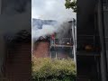 U padu njemačkog aviona na zgradu troje poginulo, povrijeđeno dijete