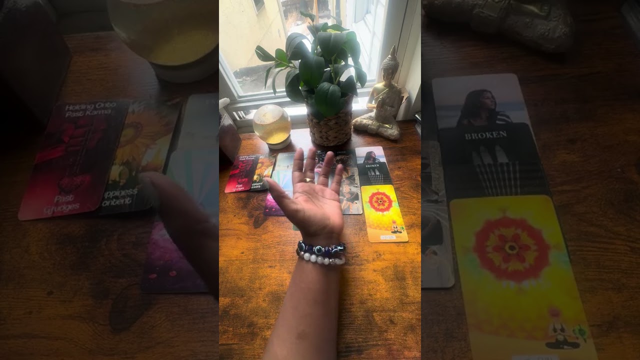 Leo ♌️ 💚Love reading