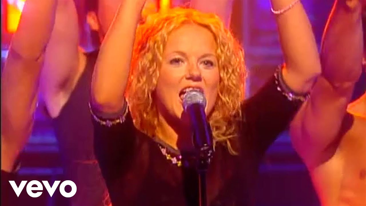 Geri Halliwell - Mi Chico Latino