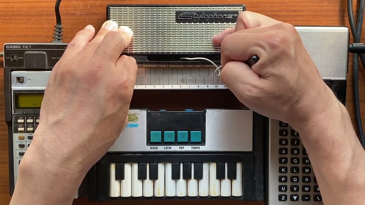 Kraftwerk Pocket Calculator - Cover クラフトワーク「電卓」の実機
