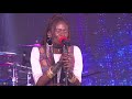 Capture de la vidéo Wale Watu (Live) - Blackroots Unlimited