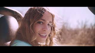 Sofia Ellar - Bañarnos en Vaqueros (VideoClip Oficial) chords